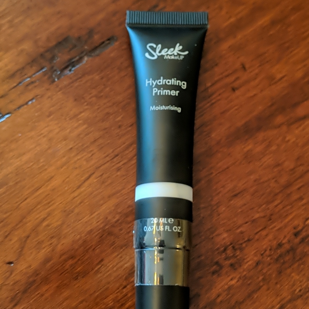 NWT Hydrating & Moisturizing Primer